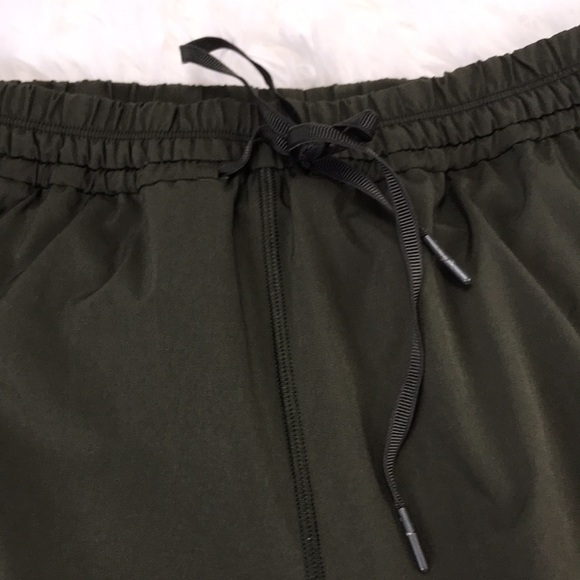 Lululemon Keep It Classic Crop *23" Dark Olive - Picture 2 of 6